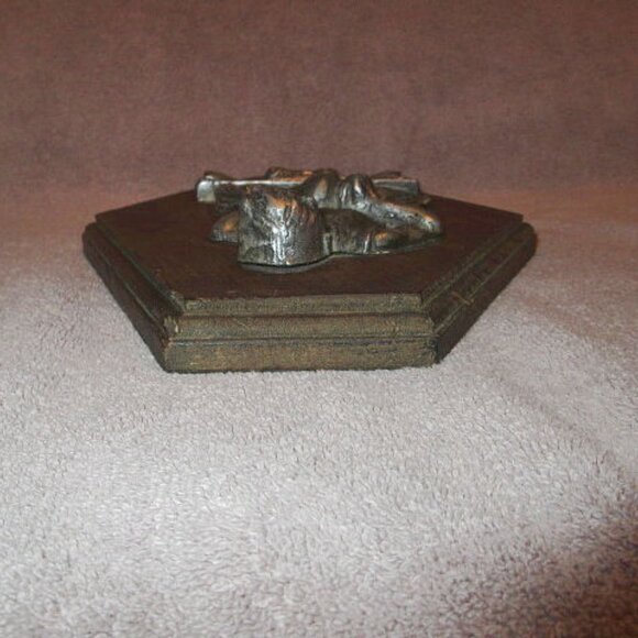 Vtg Aquarius Brutalist Art Sculpture Pewter on Wood Plaque Zodiac Celestial MCM - Picture 5 of 8